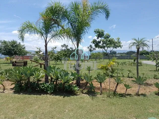 Terreno com 253m², à venda, no bairro Vila Nossa Senhora Auxiliadora em Tremembé