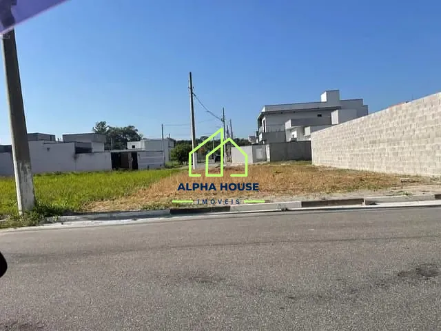 Terreno com 204m², à venda, no bairro Loteamento Santa Clara em Pindamonhangaba