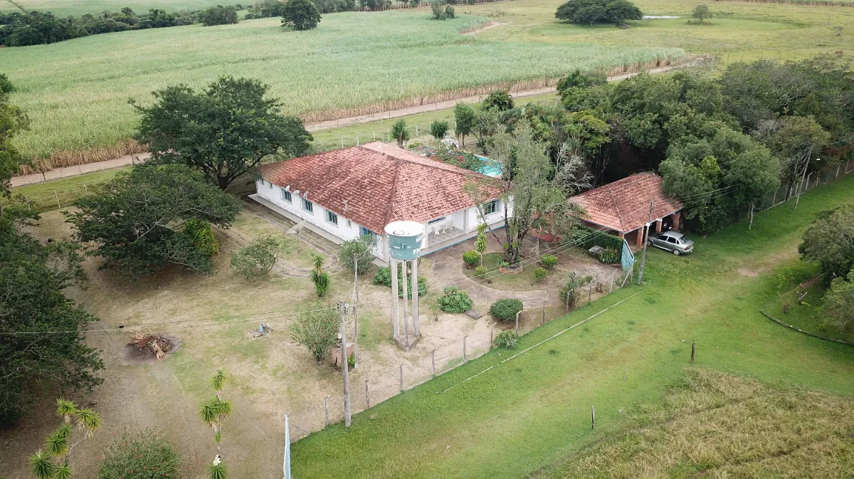 Terreno comercial para venda em Área Rural de Itapetininga, 580,800m²