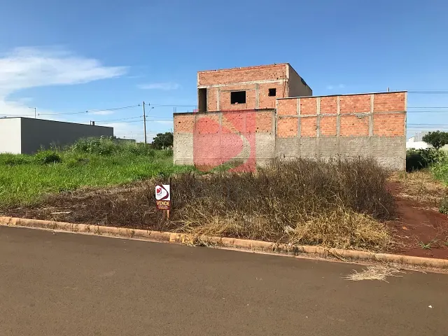 Terreno com 180m², à venda, no bairro Terrazul BA em Pirassununga