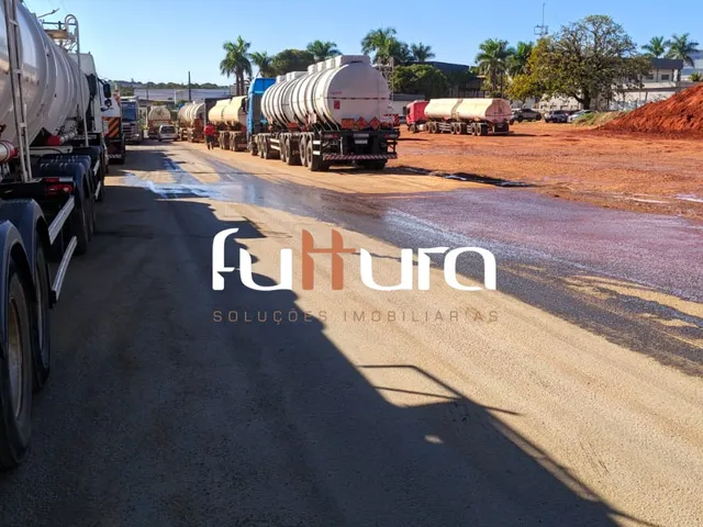 Terreno com 1110m², à venda, no bairro Setor Comercial em Senador Canedo