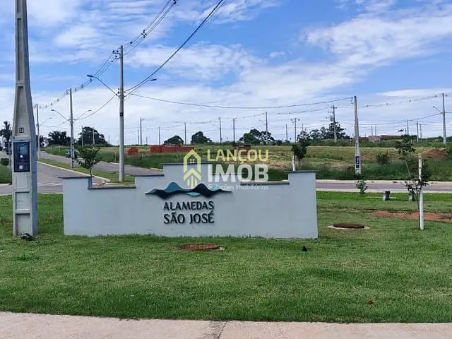 Terreno com 176m², à venda, no bairro Alamedas São José em Cabreúva