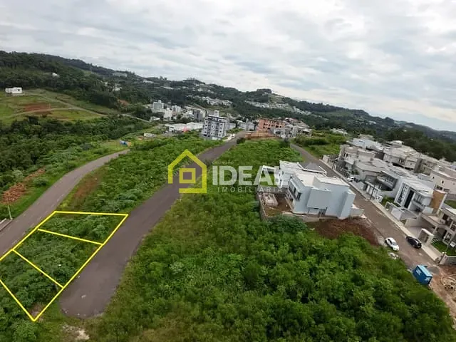 Terreno com 405m², à venda, no bairro Primavera em Concórdia