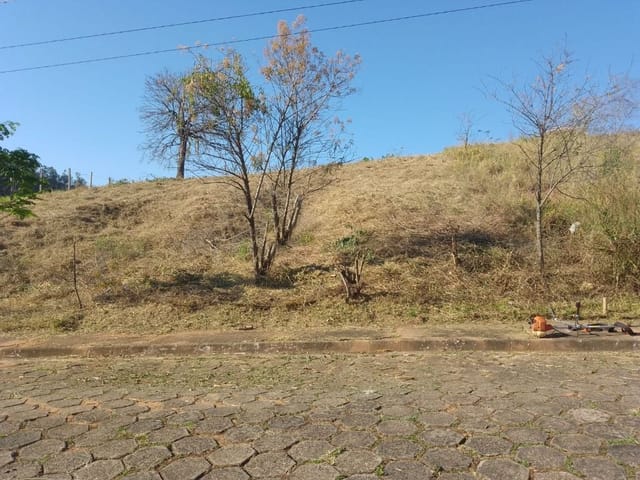Foto do anúncio: Terreno à Venda em Morro Chic, Itajubá MG