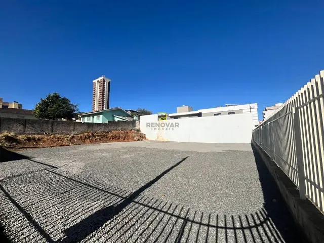 Terreno com 480m², para alugar, no bairro Centro em Guarapuava