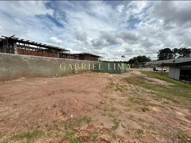 Terreno com 445m², à venda, no bairro Corrupira em Jundiaí
