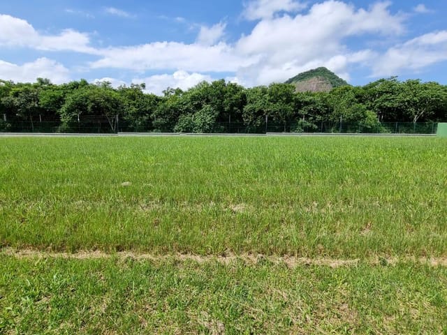Terreno com 360m², à venda, no bairro Inoã (Inoã) em Maricá