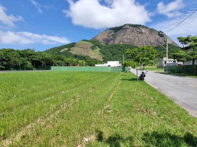Terreno com 360m², à venda, no bairro Inoã (Inoã) em Maricá