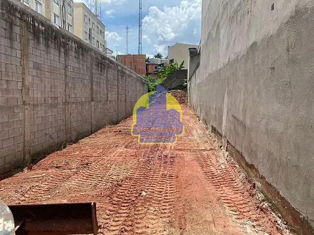 Terreno com 224m², à venda, no bairro Santa Maria em Osasco