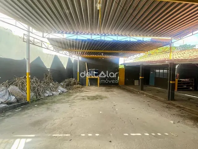 Terreno com 323m², à venda, no bairro Planalto em Belo Horizonte