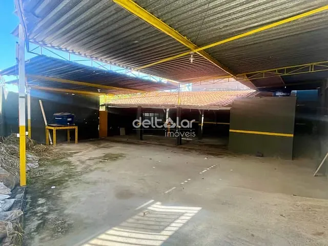 Terreno com 323m², à venda, no bairro Planalto em Belo Horizonte