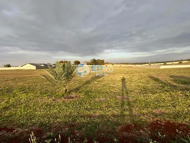 Terreno com 1527m², à venda, no bairro Condomínio Residencial Maanaim em Cambé