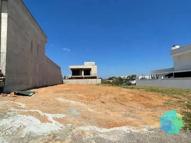 Terreno com 360m², à venda, no bairro Jardim Residencial Sapezal em Indaiatuba