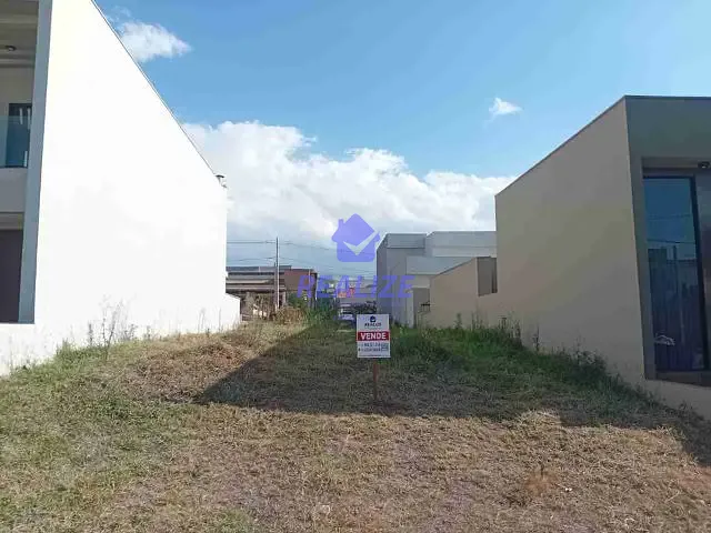 Terreno com 250m², à venda, no bairro Jardim Aeroporto em Botucatu
