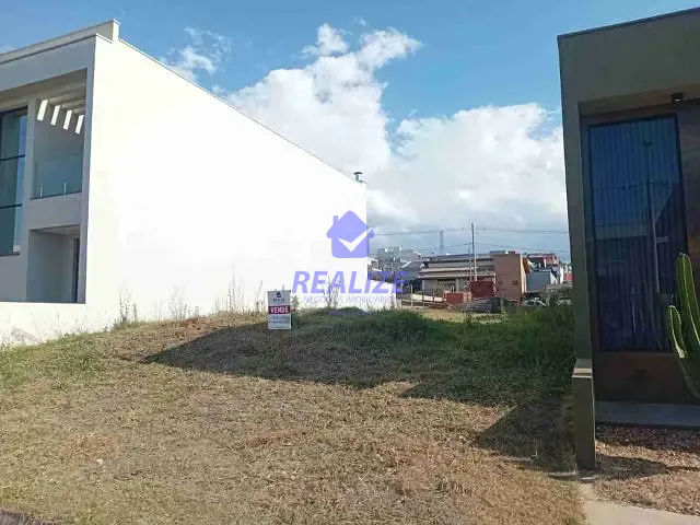 Terreno com 250m², à venda, no bairro Jardim Aeroporto em Botucatu