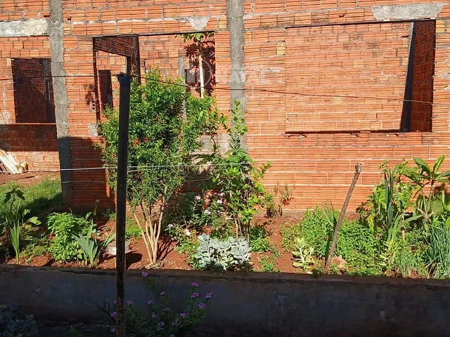 Terreno com 348m², à venda, no bairro Vila Goes em Londrina