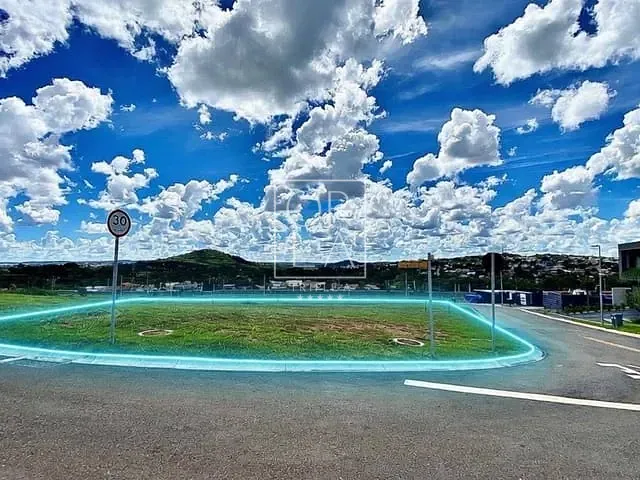 Terreno com 810m², à venda, no bairro Plateau D'or em Goiânia