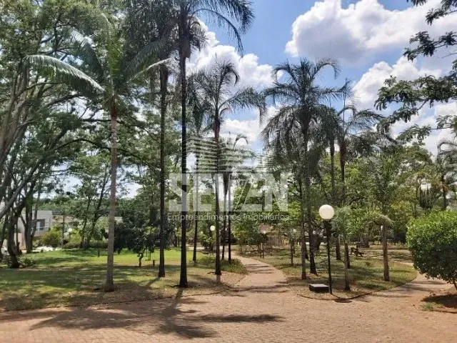 Terreno com 482m², à venda, no bairro Paineiras em Bauru