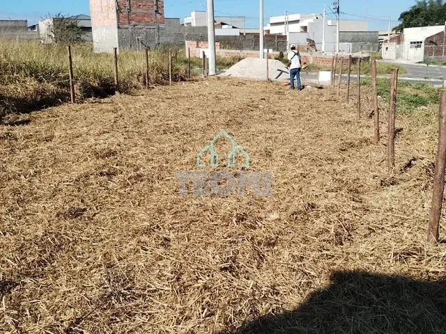 Terreno com 150m², à venda, no bairro Vila Areao em Taubaté