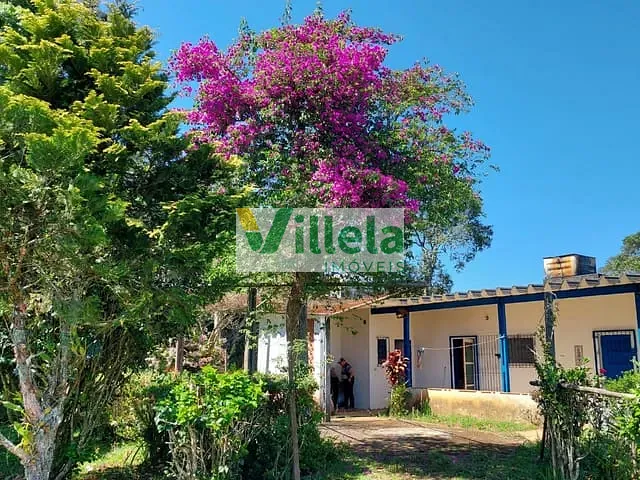 Sítio com 46000m² 3 quartos e 2 banheiros, à venda, no bairro Quatinga em Mogi das Cruzes