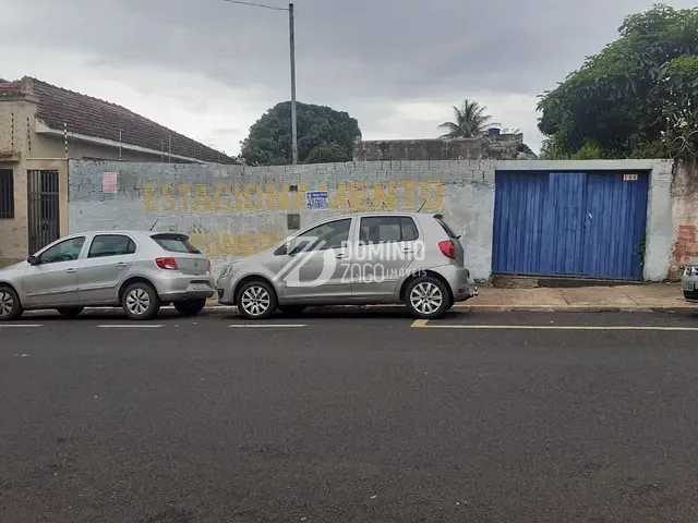 Terreno com 540m², à venda, no bairro Nossa Senhora da Abadia em Uberaba