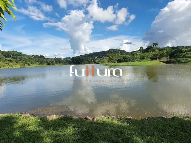 Terreno com 1933m², à venda, no bairro Residencial Aldeia do Vale em Goiânia