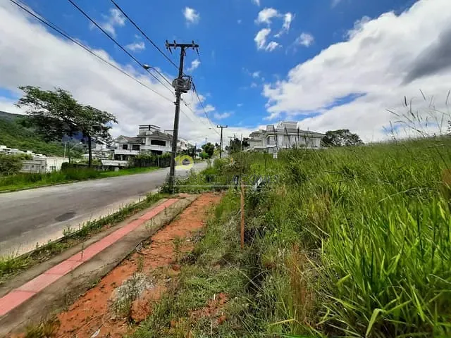 Terreno com 425m², à venda, no bairro Pedra Branca em Palhoça