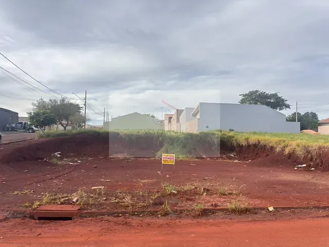 Terreno com 272m², à venda, no bairro Residencial Benedito Ferreira em Rolândia