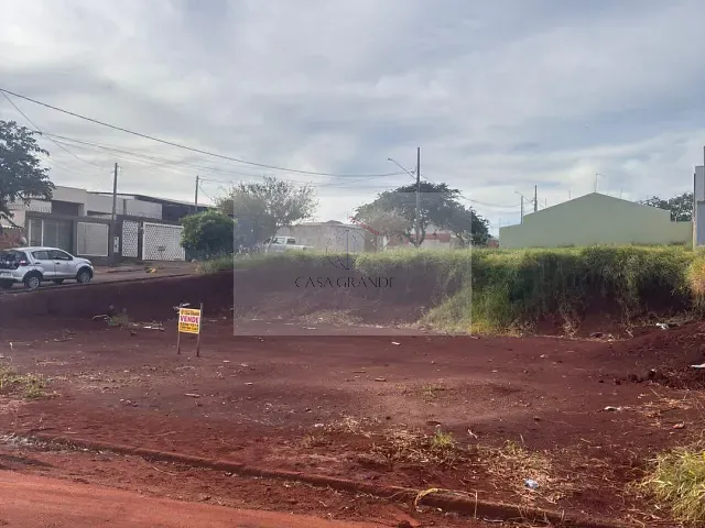 Terreno com 272m², à venda, no bairro Residencial Benedito Ferreira em Rolândia
