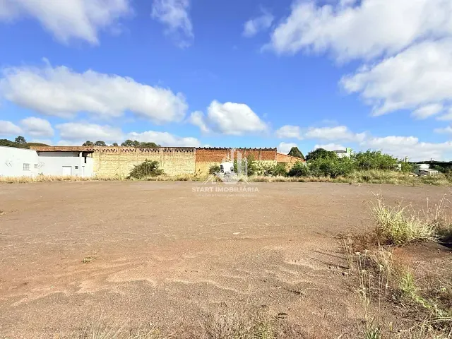 Terreno com 3000m², para alugar, no bairro Distrito Industrial Décio Cezarino em Pederneiras