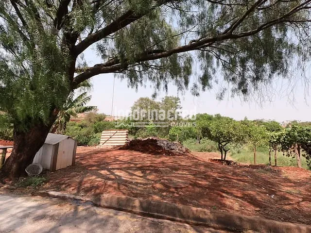 Terreno com 387m², à venda, no bairro Jardim Morada do Sol em Cambé