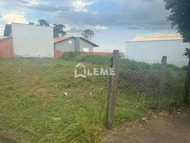 Terreno com 200m², à venda, no bairro Jardim Botânico em Mococa