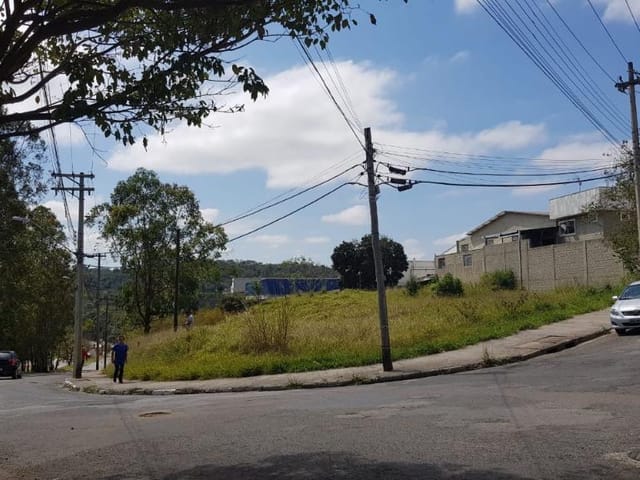 Terreno com 1470m², à venda, no bairro Jardim Vista Alegre em Campo Limpo Paulista