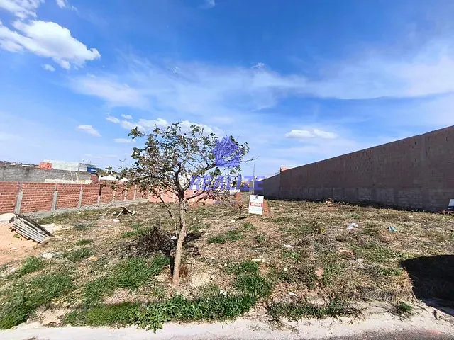 Terreno com 250m², à venda, no bairro Lívia em Botucatu