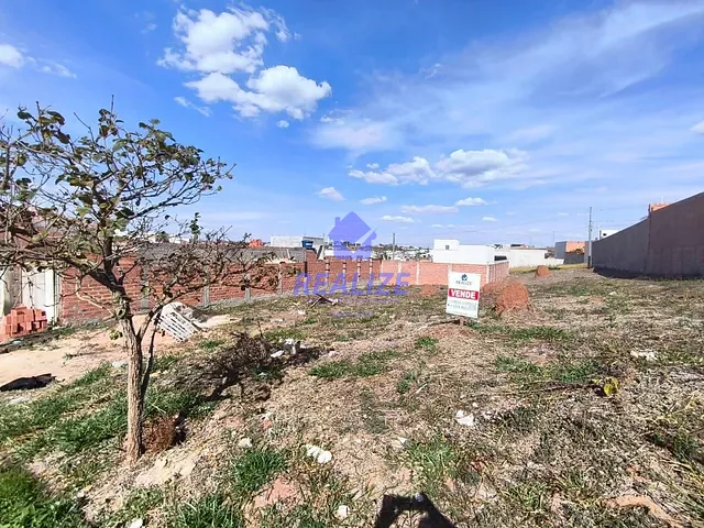 Terreno com 250m², à venda, no bairro Lívia em Botucatu