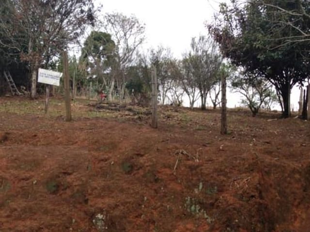 Terreno com 750m², à venda, no bairro Recanto Maravilha III em Santana de Parnaíba
