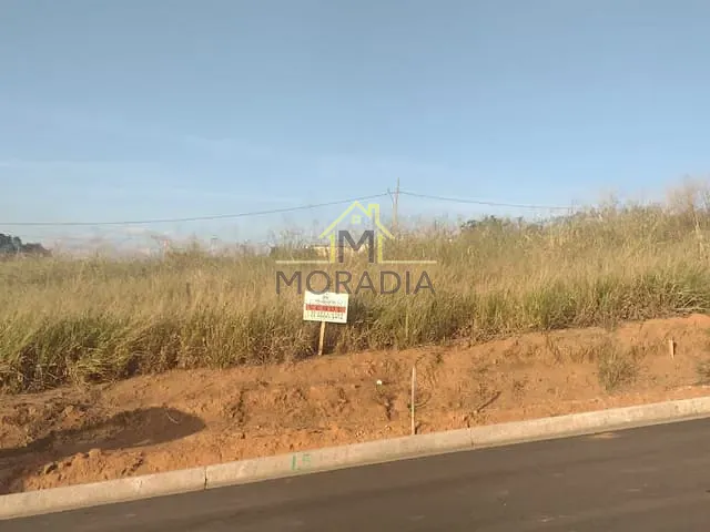 Terreno com 250m², à venda, no bairro Limoeiro  em Guaxupé