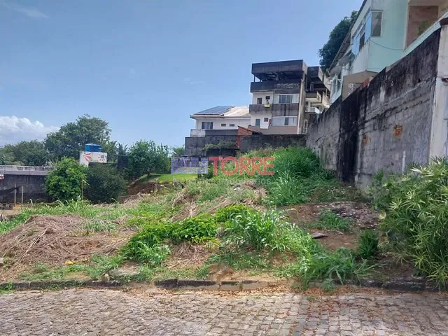 Terreno com 333m², à venda, no bairro Boa Vista em Ilhéus