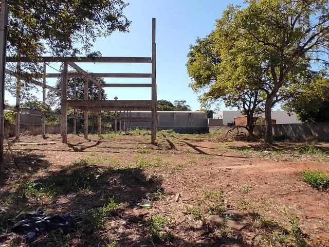 Terreno com 2273m², à venda, no bairro Centro em Três Lagoas