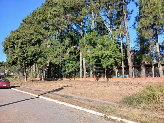 Terreno com 167m², à venda, no bairro Laranjal em Pelotas