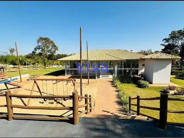 Terreno com 336m², à venda, no bairro Portal do Lago em Santa Bárbara de Goiás