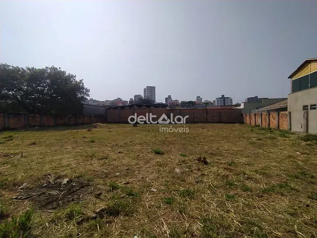 Terreno com 900m², à venda, no bairro São Bernardo em Belo Horizonte