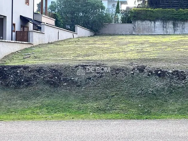 Terreno com 787m², à venda, no bairro Bortolan Norte I em Poços de Caldas