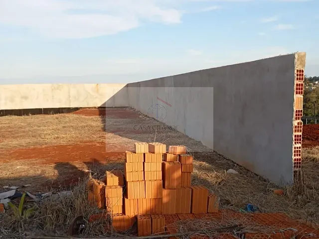 Terreno com 946m², à venda, no bairro Jardim Vale Verde em Rolândia