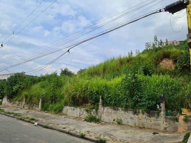 Terreno com 3000m², à venda, no bairro Jardim Sabrina (Fazendinha) em Santana de Parnaíba