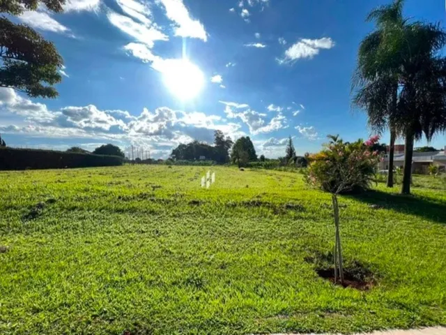 Terreno com 2600m², à venda, no bairro Estância Bom Tempo em Londrina