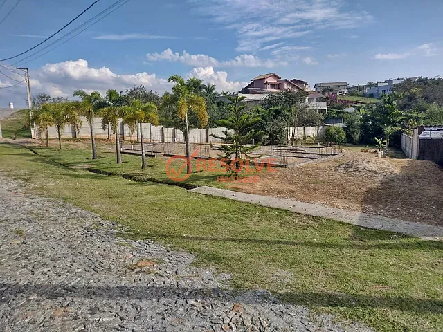 Terreno com 1264m², à venda, no bairro Loteamento Residencial Parque Lago Dourado em Jacareí