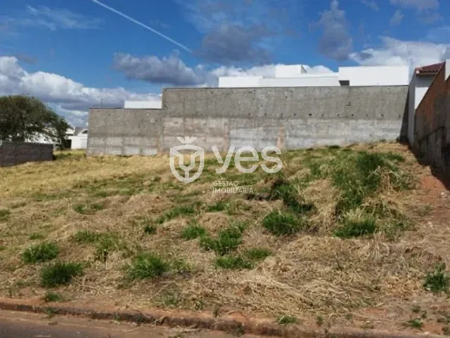 Terreno com 507m², à venda, no bairro Guilhermina Vieira Chaer em Araxá