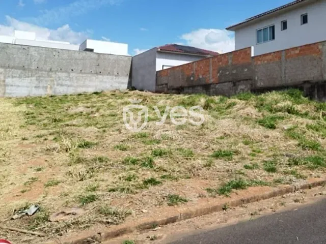 Terreno com 507m², à venda, no bairro Guilhermina Vieira Chaer em Araxá