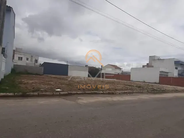 Terreno com 175m², à venda, no bairro Areal em Pelotas